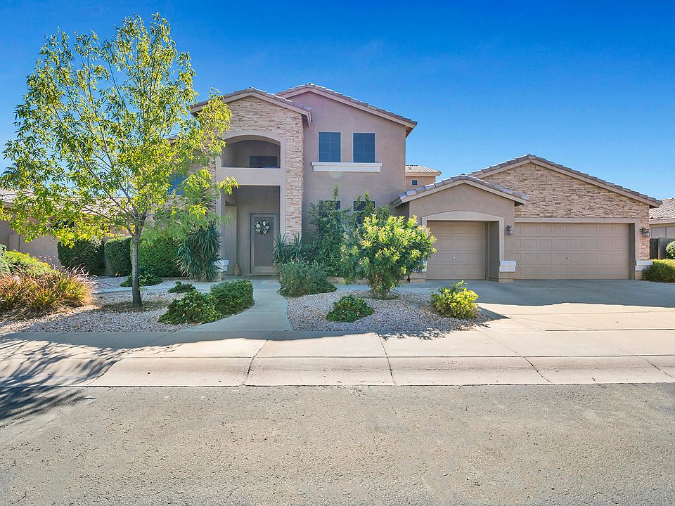 1st image of 2165 W Longhorn Dr