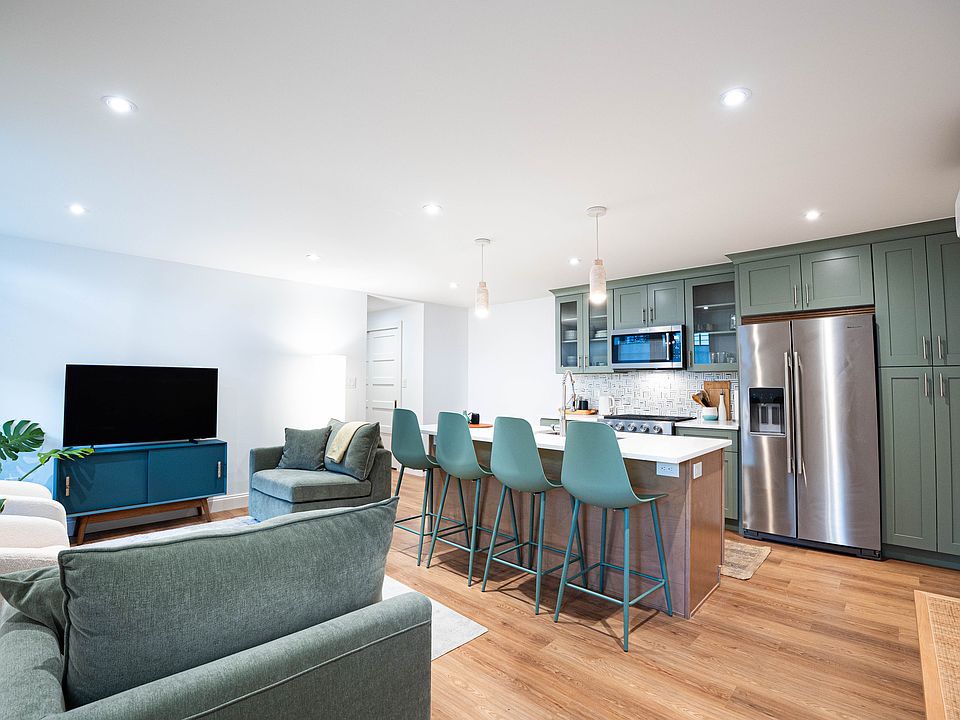 1st image of 3521 35th St NW Unit 1