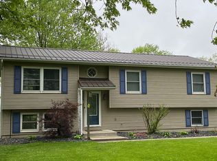 14309 Zubrick Rd, Roanoke, IN 46783