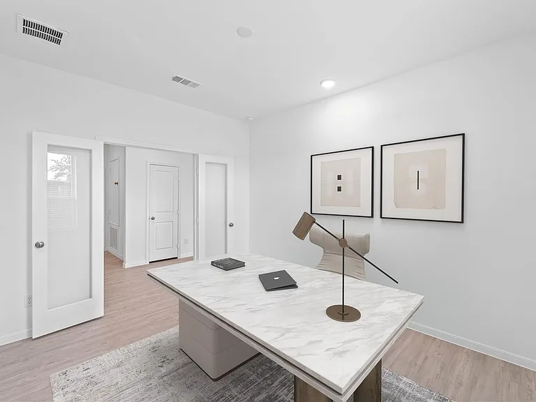 3111 Freiberger Ln — Photo 20