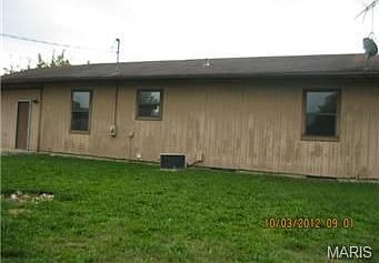 2nd image of 935 Sommerset Dr