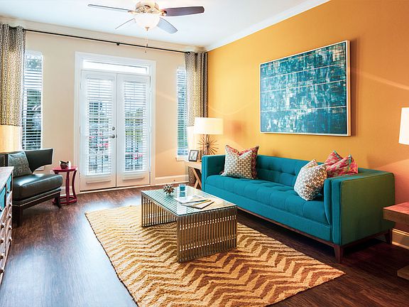 Upgraded kitchen with granite countertops