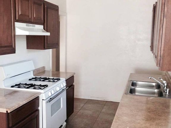 3rd image of 305 C St APT B