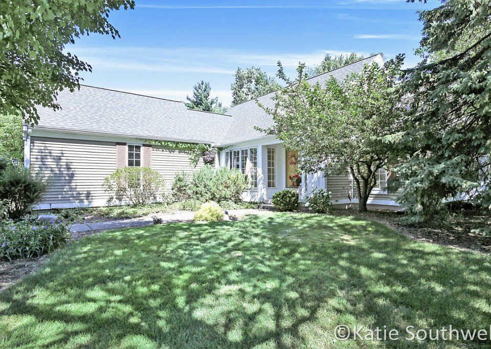 1st image of 4475 Thornberry Dr SE