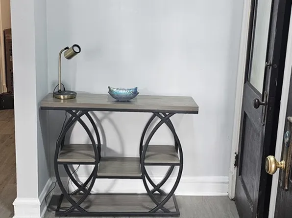 7712 S Carpenter St Floor 1, Chicago, IL 60620