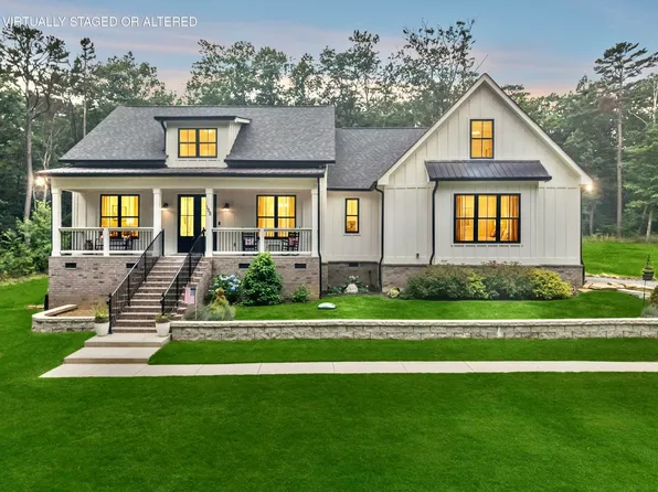 188 Horseshoe Bend Rd E, Signal Mountain, TN 37377