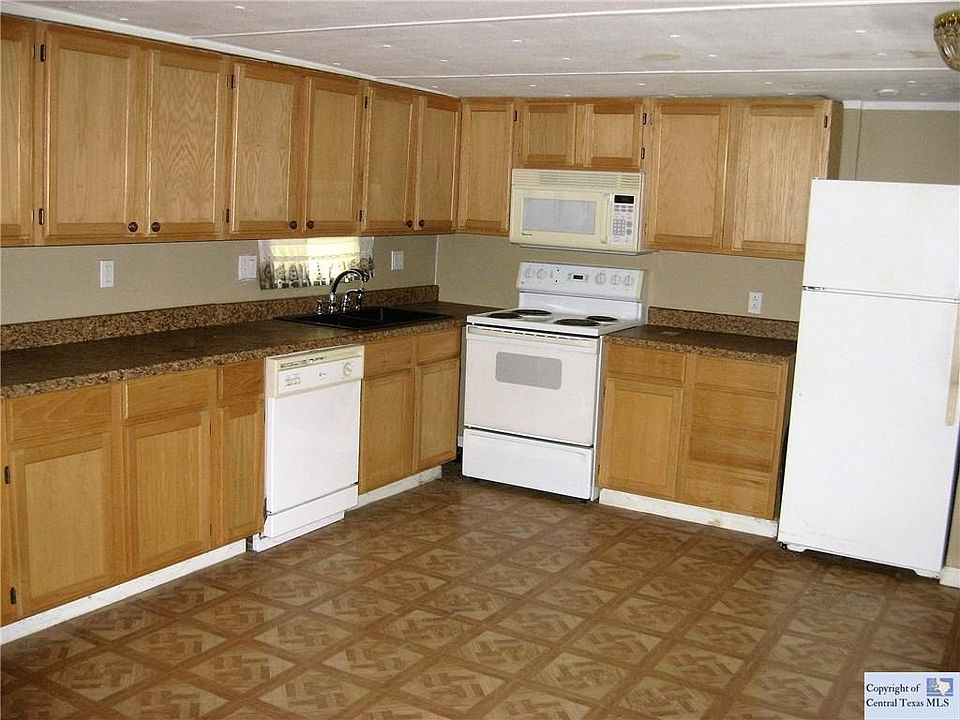 1st image of 131 Twisted Oaks Ln
