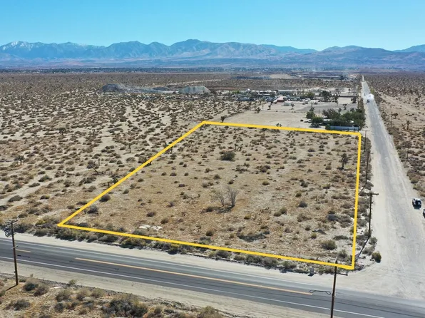 75 Th Suite Drt, Pearblossom, CA 93553