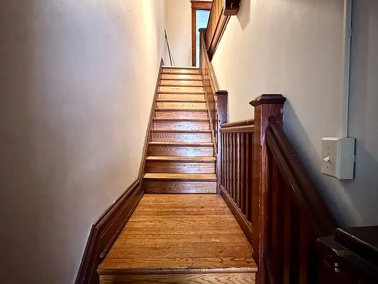 1107 Maple St — Photo 10