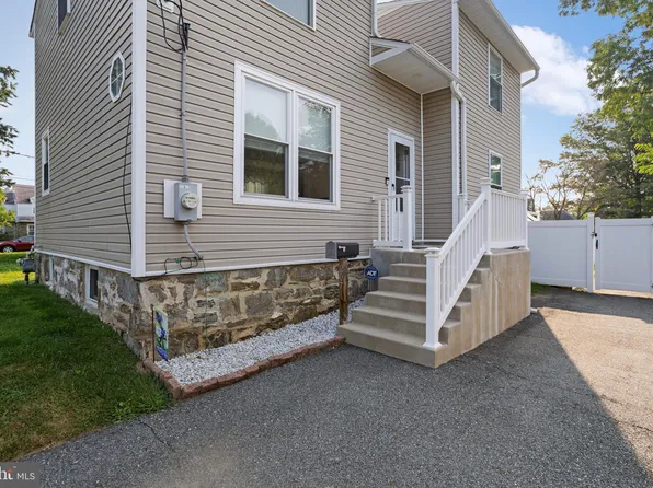 207 Ryanard Rd, Wallingford, PA 19086