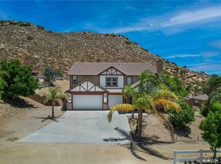 1467 Andalusian Dr, Norco, CA 92860