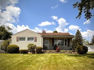 1956 Country Club Ave, Youngstown, OH 44514