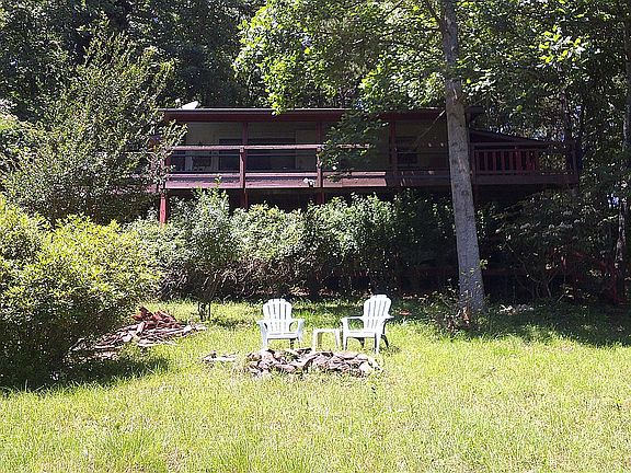 4th image of 158 Mountain Stream Rd