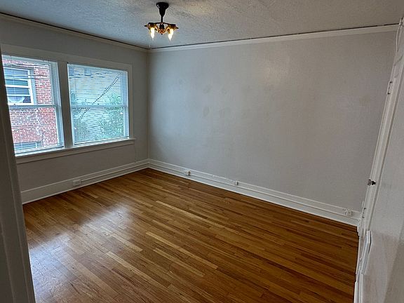 3rd image of 630 NE Lawrence Ave APT 10