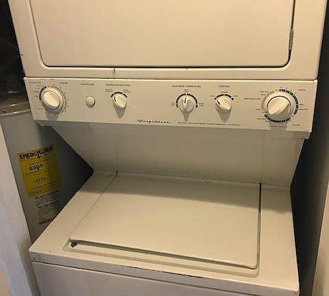 2nd image of 1822 W Girard Ave APT 3