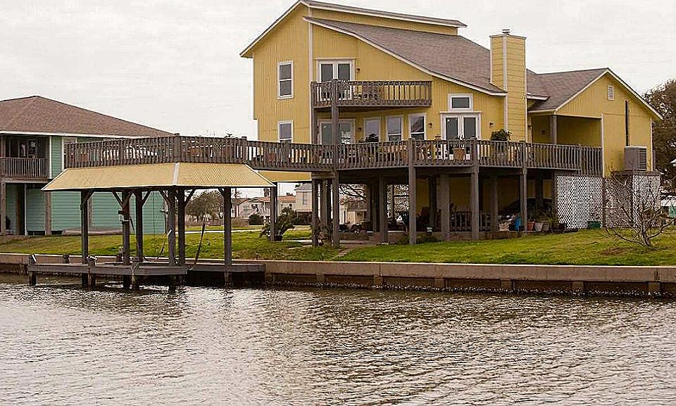 1st image of 1200 Waterways Dr
