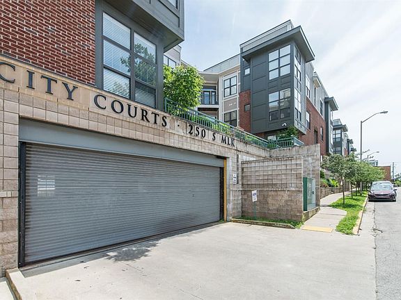 4th image of 250 S Martin Luther Blvd #317