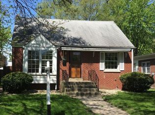 8222 Meadow Ln, Munster, IN 46321