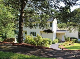 1 Manomet Rd, Sharon, MA 02067