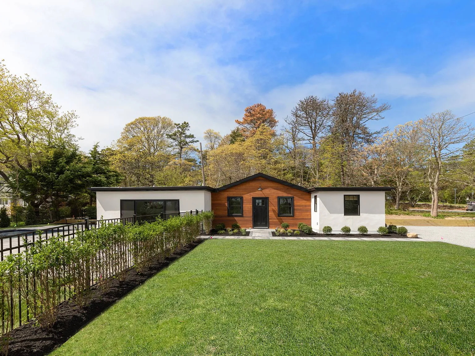 Newly Updated Summer Retreat On Border of Southampton — Photo 1