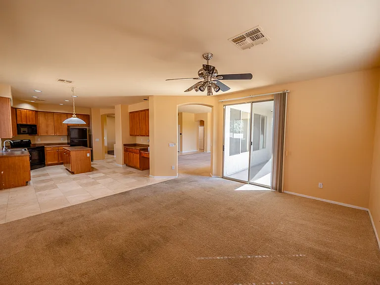 18462 W Western Star Blvd — Photo 10