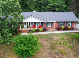 685 Camelot Cir NW, Calhoun, GA 30701