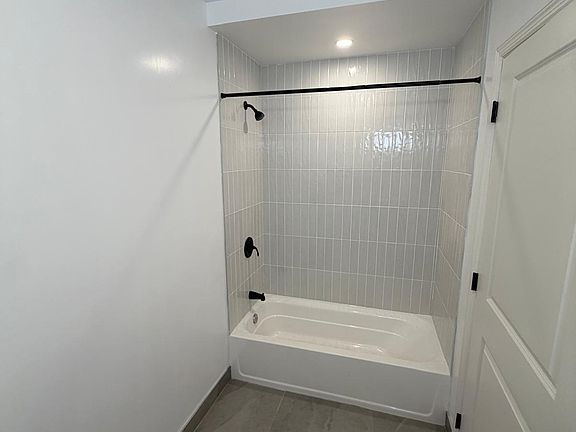 4th image of 161 Prospect St #1CC