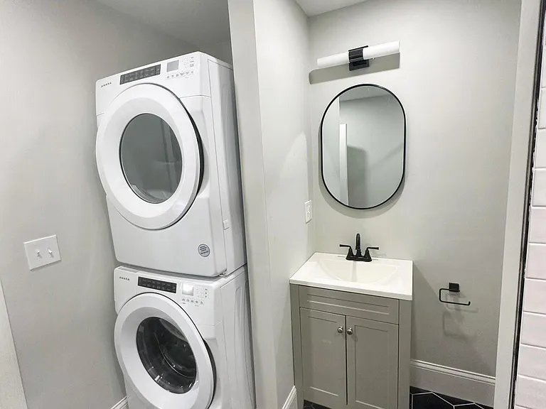 72 Crystal Cove Ave #72R — Photo 5