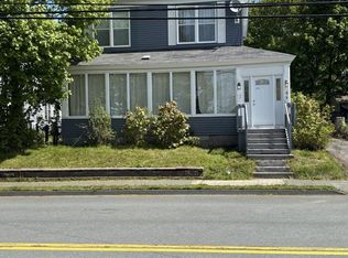 49 King St, Cape Breton, NS B2A2S9