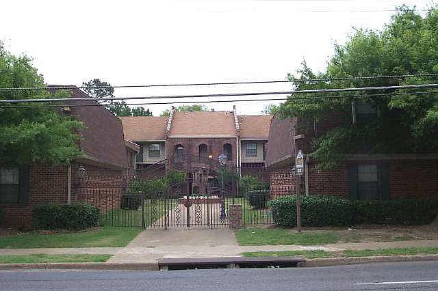 1st image of 3215 Thirteen Colony Mall APT 3A