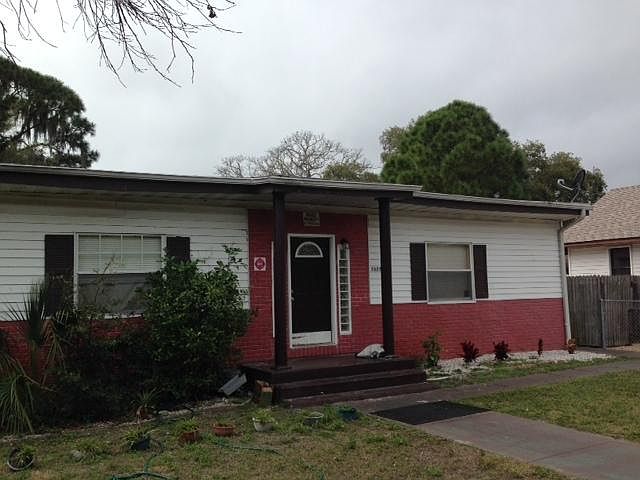 2nd image of 2627 Bayside Dr S APT 2