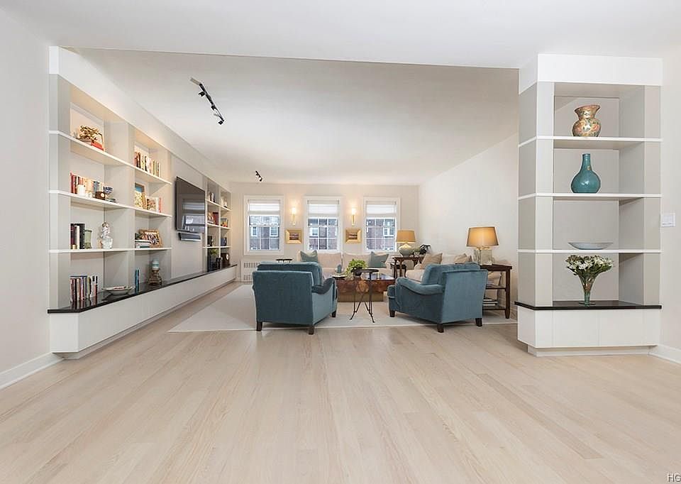1st image of 16 N Chatsworth Ave APT 605