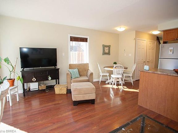 5th image of 20 McConkey Cres #67