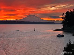 9348 Lohrer Ln NE, Olympia, WA 98516