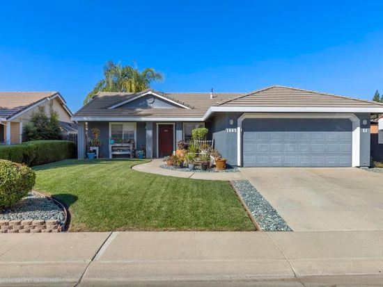 1665 Michelle Dr, Yuba City, CA 95993