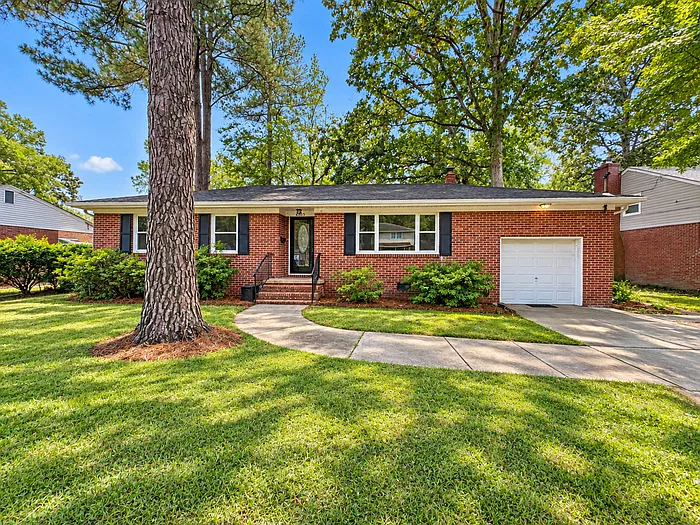 3 bed, 2.0 bath, 1607 sqft, $2,795 — Photo 1