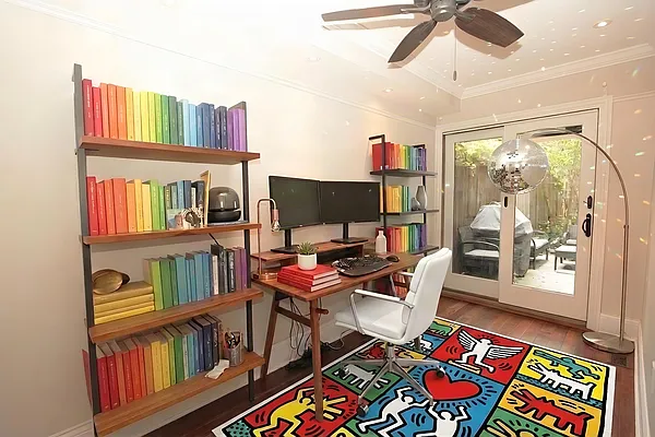 Office, photo 1