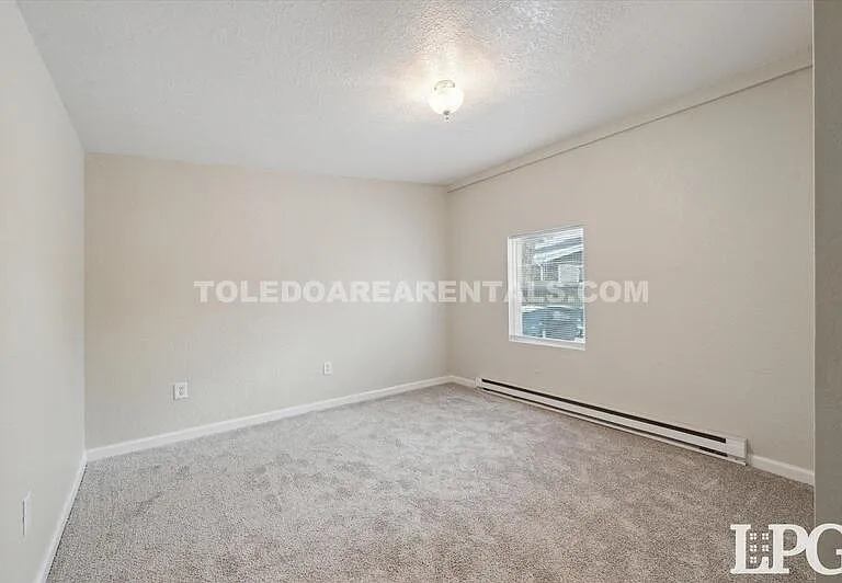 2129 Nevada St — Photo 12