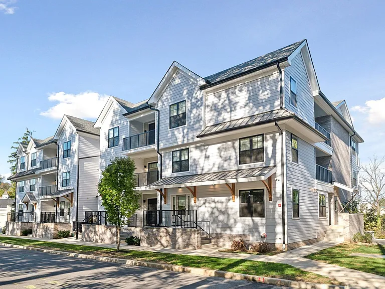 Chestnut Road Apartments — Photo 13