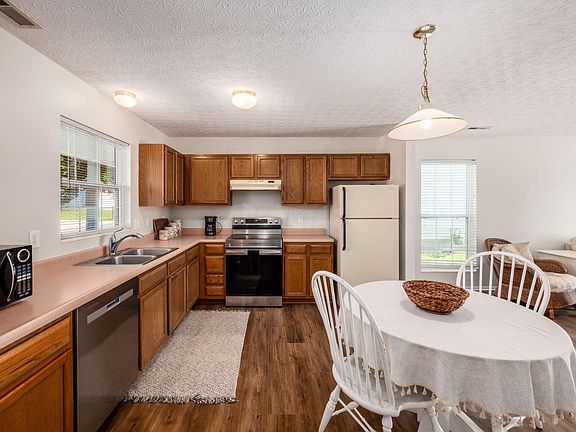 4th image of 4988 Dexter Ct