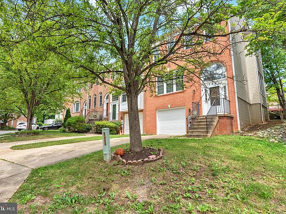 3rd image of 3801 Berleigh Hill Ct