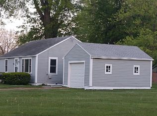 463 Ashwood Ave, Lima, OH 45801
