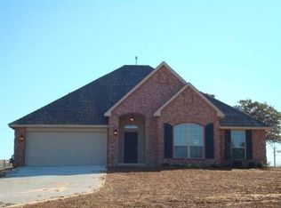 1400 Meade Dr, Midwest City, OK 73130