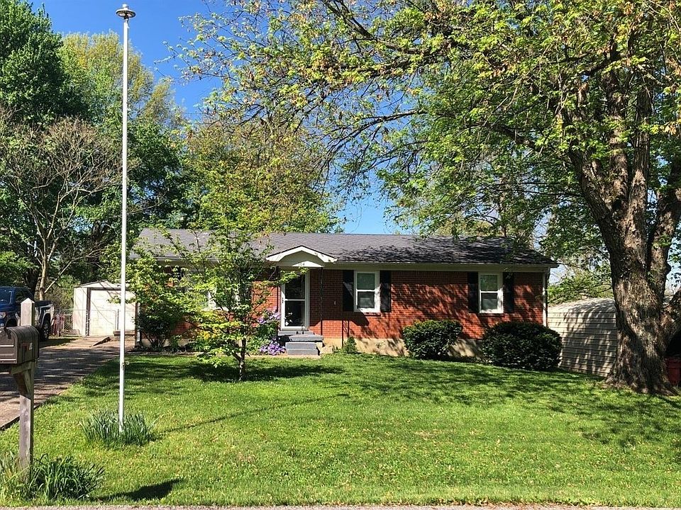 1st image of 104 Stable Ln