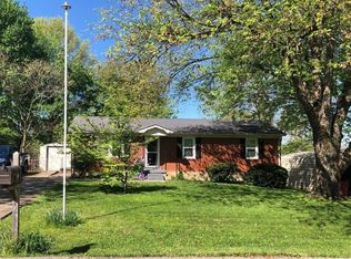 104 Stable Ln, Frankfort, KY 40601
