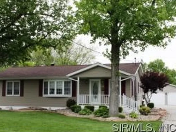 628 N Laurel St, Staunton, IL 62088