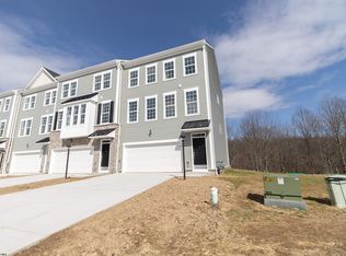 45 Dover Ct #45, Bridgeport, WV 26330