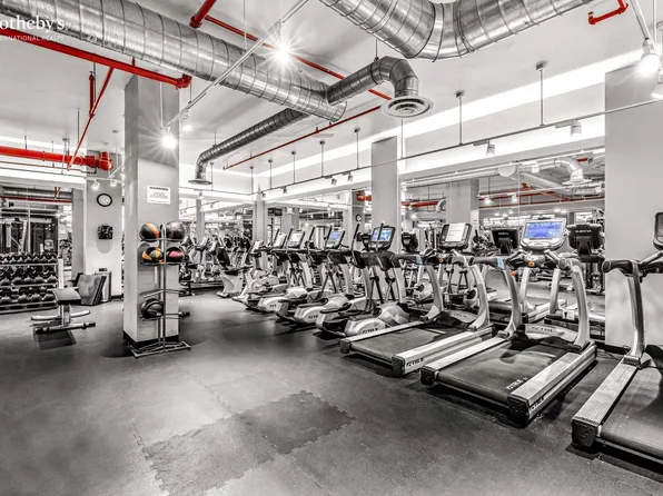 160 East 22nd Street image 7 of 11