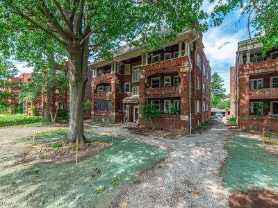 2707 Lancashire Rd APT 10, Cleveland Heights, OH, 44106