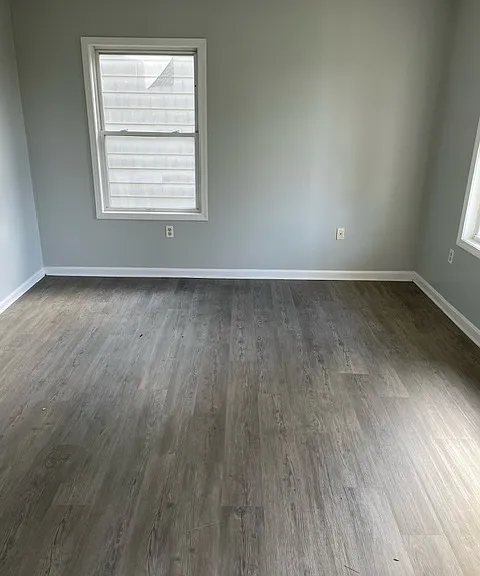 2038 Silver St — Photo 3